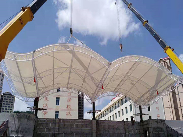 北京膜結(jié)構(gòu)工程安裝中遇到的阻礙要提早預防